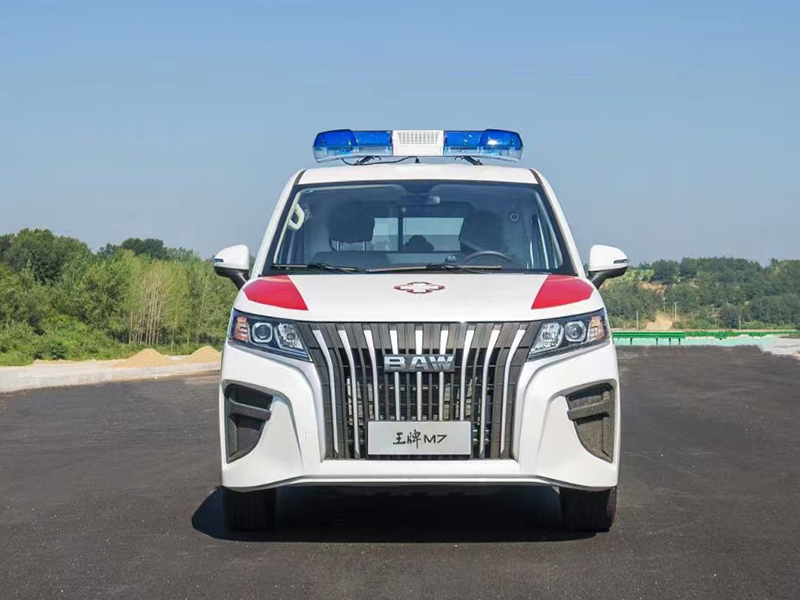 北汽，下地庫救護車